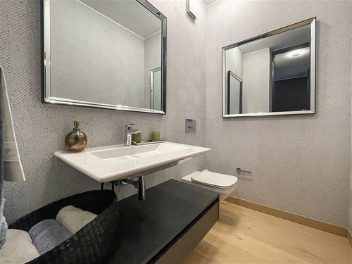 Imagen 25 de 28 de Departamento En Venta De 3 Dorm. En Lo Barnechea