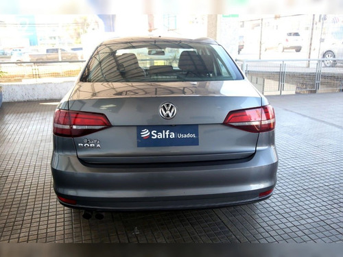 Volkswagen Bora 2.0 TDI ADVANCE DIESEL 4X2 AT 4P