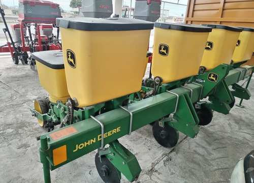 Sembradora John Deere 1010 Max Planter 4 Surcos