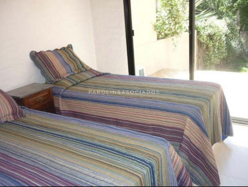 Casa En Venta De 4 Dormitorios En Punta Del Este - Ref: 3802
