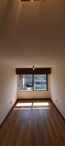 Imagen 10 de 15 de Oportunidad, Dueño Por 18 De Julio Casi Tres Cruces Al Frente,piso Alto,gran Vista,impecable,,