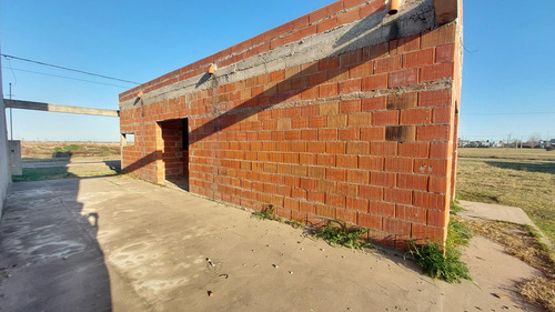 Oportunidad! Casa 2 Dormitorios A Terminar En Tierra De Sueños 3