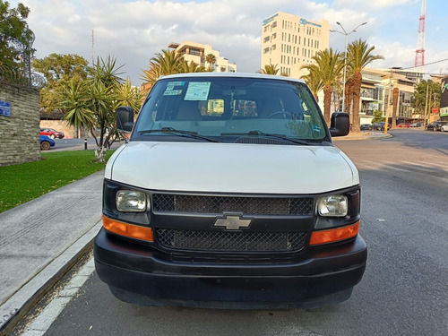 Chevrolet Express 6.0ls D 12 Pas At