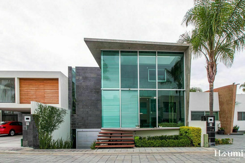 Imagen 2 de 29 de Casa En Venta En Ex-hacienda La Carcaña , Carcaña
