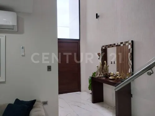 Venta Casa Fraccionamiento Bosques De Zavaleta!!
