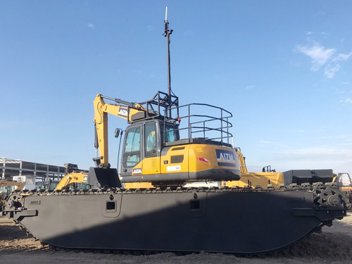 Imagem 4 de 8 de Escavadeira Anfíbia | Aizm Machines