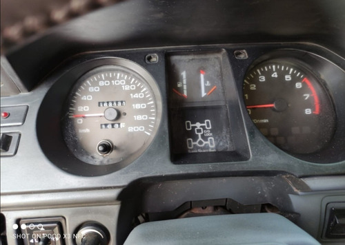 Imagen 14 de 16 de Mitsubishi Montero 2005 3.0 V43 Wagon