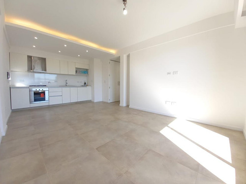 Departamento En Belgrano 2300