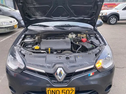 Renault CLIO STYLE 1.2 Night & Day