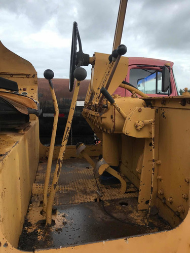 Motoniveladora Caterpillar 120 B
