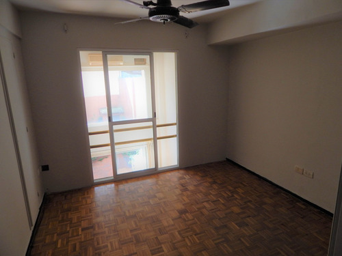 Imagen 23 de 30 de Depto 2 Amb En Duplex C/patio Palermo A Reciclar