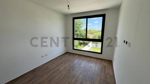 Venta Departamento 3 Dormitorios De Categoria - City Bell