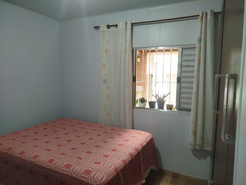 Casa De 2 Quartos Sendo Uma Suíte , Sala, Cozinha