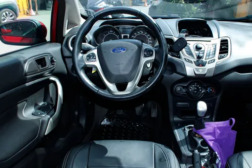 Ford Fiesta 1.6 Ses Hatchback Mt