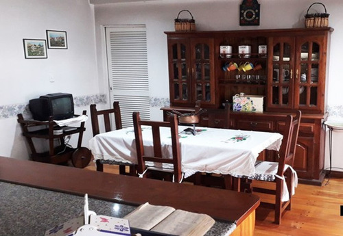 Venta Chalet 6 Ambientes En La Cafayate 4800.caba