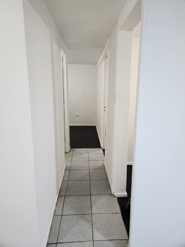 Depto. Primer Piso Remodelado Con Estacionamiento La Farfana