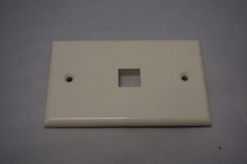 Imagen 3 de 3 de Face Plate Blanco 1 Puertos Faceplate Coupler Rj45