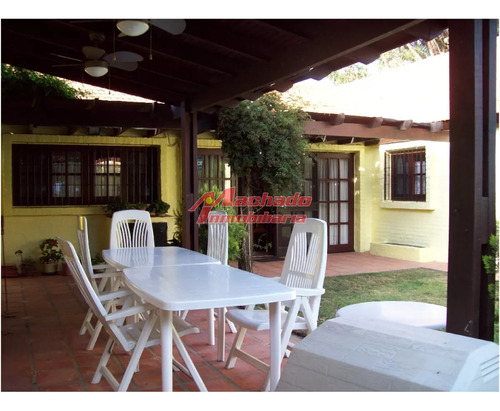 Venta Y Alquiler Invernal De Casa De 3 Dormitorios En Punta Del Este