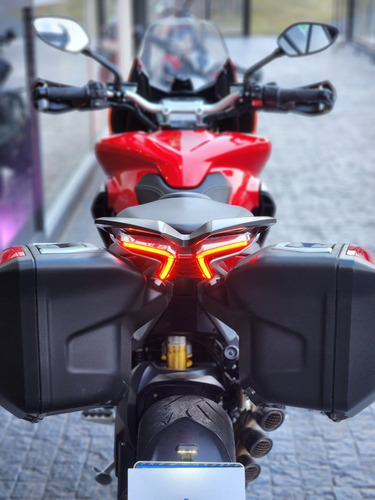 Imagen 9 de 25 de Mv Agusta Turismo Veloce Lusso 2017 Con Agregados Jc