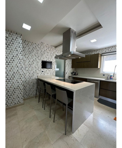 Se Vende Finca 180m2 Alto Hatillo 2019