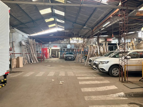 Se Arrienda Bodega 2.800 Mts Exelente Conectividad Estacion