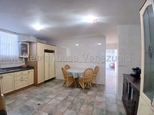 Casas En Venta Mls #25-11547