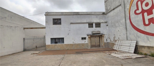 Venta Nave Industrial Maroñas Depósito A Reciclar 