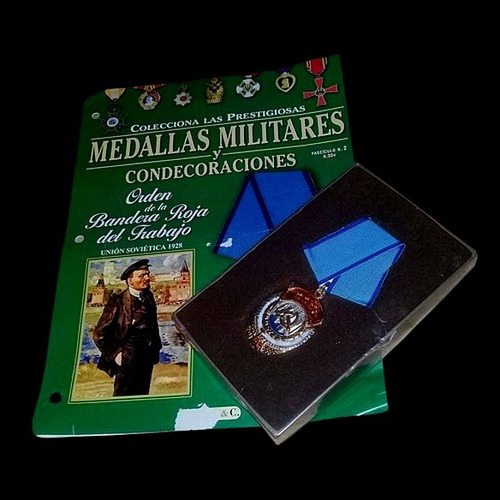 Silant #2 Pack X 3 Medallas Militares+revista Colección 2007
