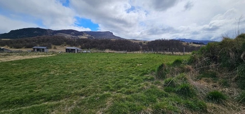 Parcela A 9 Km De Coyhaique. Cam A Lago Atravesado