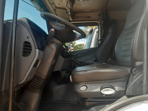 Imagem 6 de 15 de Mercedes Benz Axor 1933 S 2011 4x2 Carreta Facchini 1996
