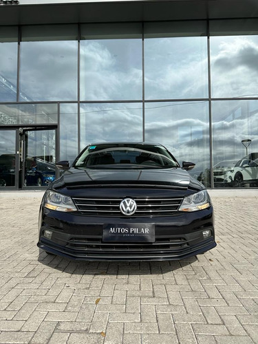 Imagen 12 de 17 de Volkswagen Vento 1.4 Comfortline At 150cv