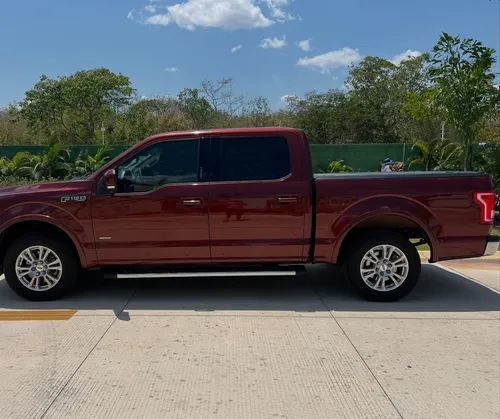 Ford F150 Lariat 2016