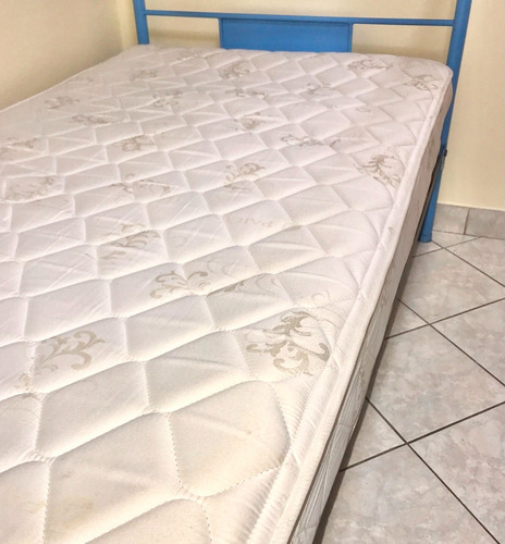 Dormitorio Con Baño Compartido Con Un Inquilino. Puerta Directo A Calle. A 1 Cuadra De Municipalidad Chorrillos. A 3 Cuadras De Estación Inicial De Metropolitano