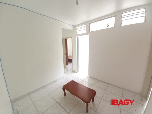 Imagem 9 de 15 de Excelente Apartamento 2 Dormitorio(s) Em Carvoeira - Florianopolis - L-114391