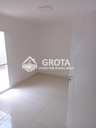 Imagem 2 de 17 de Linda Casa Assobradada Para Venda No Bairro Vila União (zona Leste), 5 Dorm, 1 Suíte, 2 Vagas, 195 M - 1756