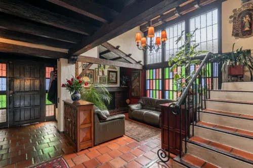 Casa En Arriendo/venta En Calatrava. Cod A12434