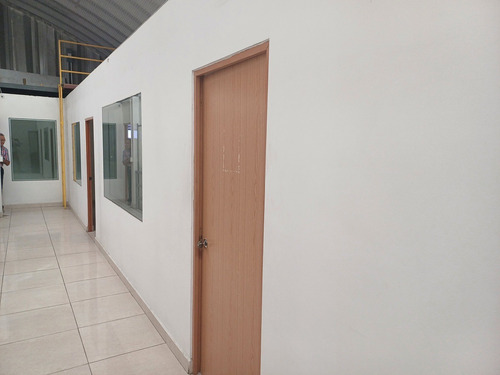 Bodega En Renta Tultitlán. 623 M2, Anden. Condominio Con Seguridad.