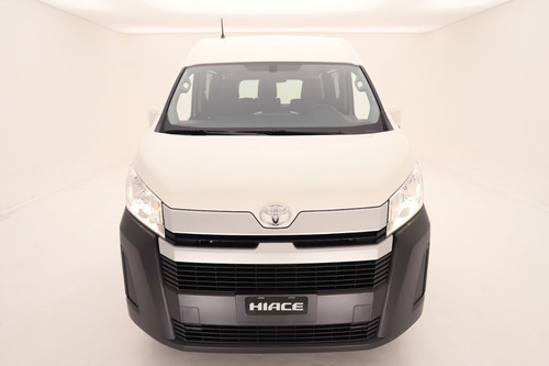 Toyota Hiace 2.8 Tdi Furgón 6at L2h2 3a 5p