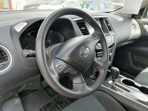 Imagen 10 de 14 de Nissan Pathfinder 2017 3.5 Sense Cvt
