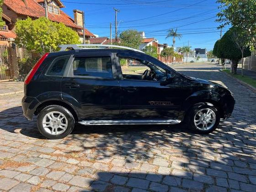 Ford Fiesta 1.0 MPI TRAIL HATCH 8V FLEX 4P MANUAL