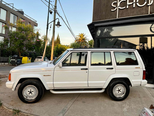 Imagen 14 de 18 de Jeep Cherokee Límited-4wd 4dr Row