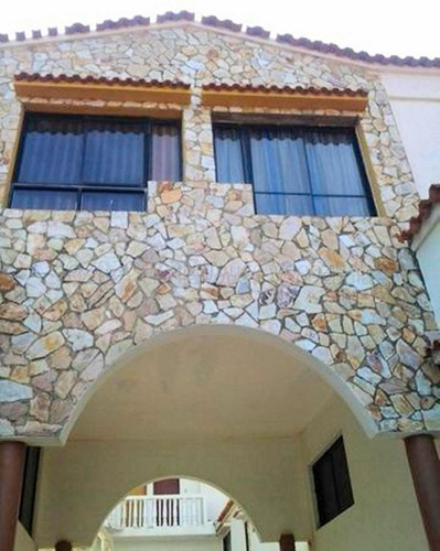 Imagen 8 de 30 de Ls Vende Town House Tucacas 23-3910