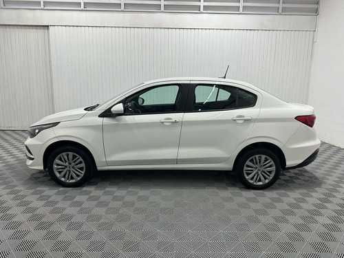 Fiat Cronos 1.0 Drive Flex 4p