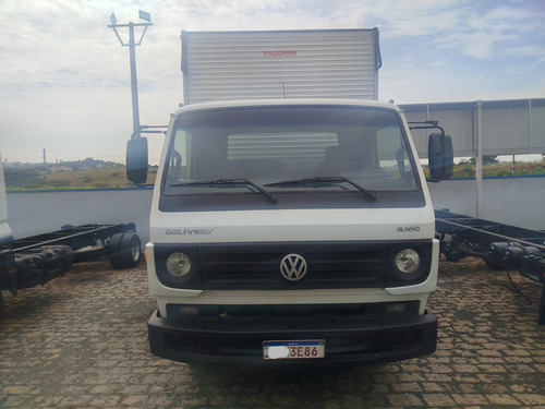 Vw 8.160 4x2 - Baú