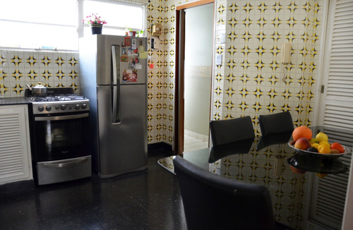 Hermoso Piso 4 Ambientes + Dependencia En Recoleta