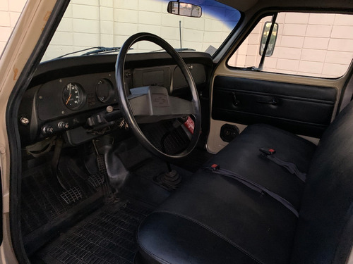 Veraneio Std, 1987, 4.1 Álcool, Placa Preta
