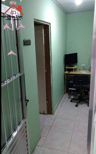 Imagem 7 de 15 de Oportunidade! Casa De Rua No Parque Rebouças - 2 Dormitórios - 2430