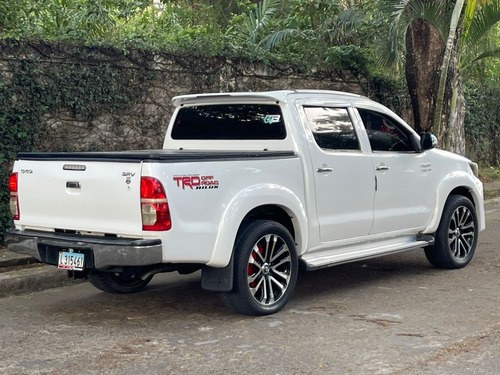Imagen 4 de 15 de Toyoya Hilux Hilux Americana