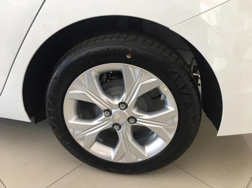 Imagen 8 de 16 de Chevrolet Onix Plus 1.0t Premier Ii At