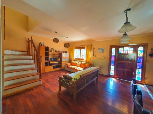 Imagen 2 de 14 de Chalet En Venta En Ituzaingo Norte